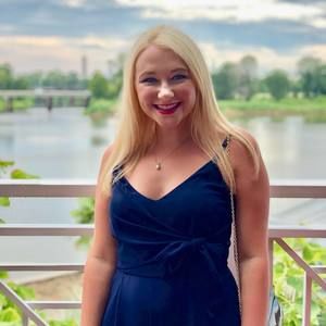 Meet your Posher, Amy